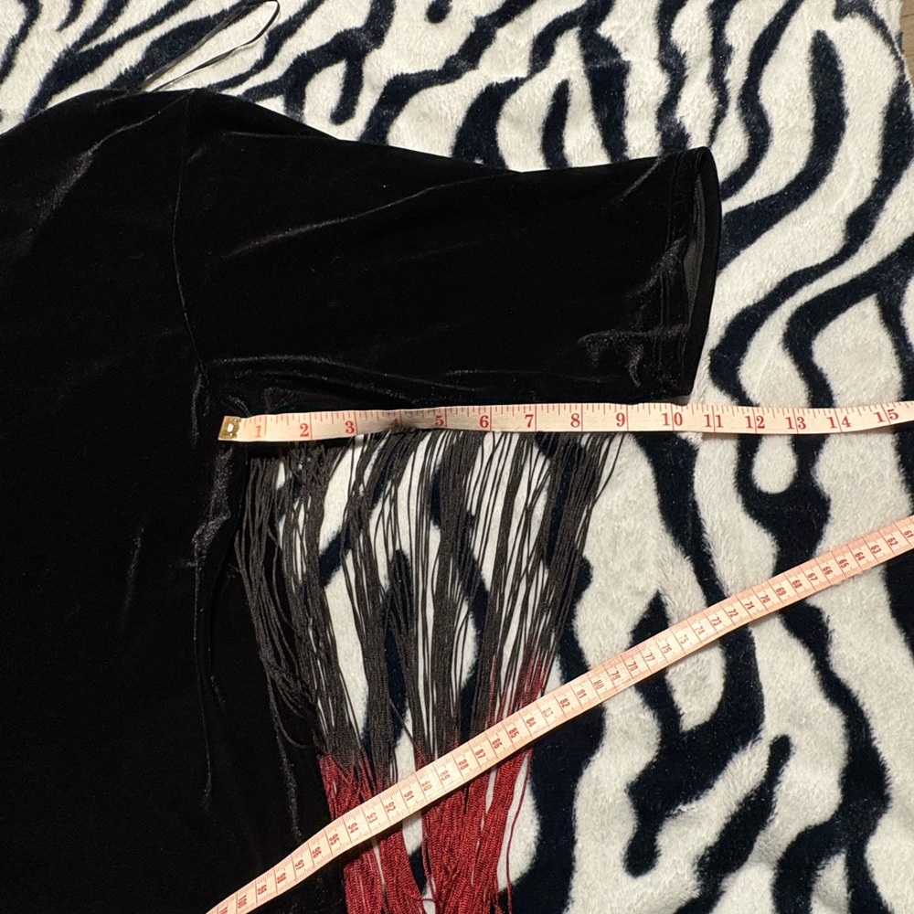 Bleeding Velvet Black and Red Velvet Fringe Kimono - Picture 9 of 11
